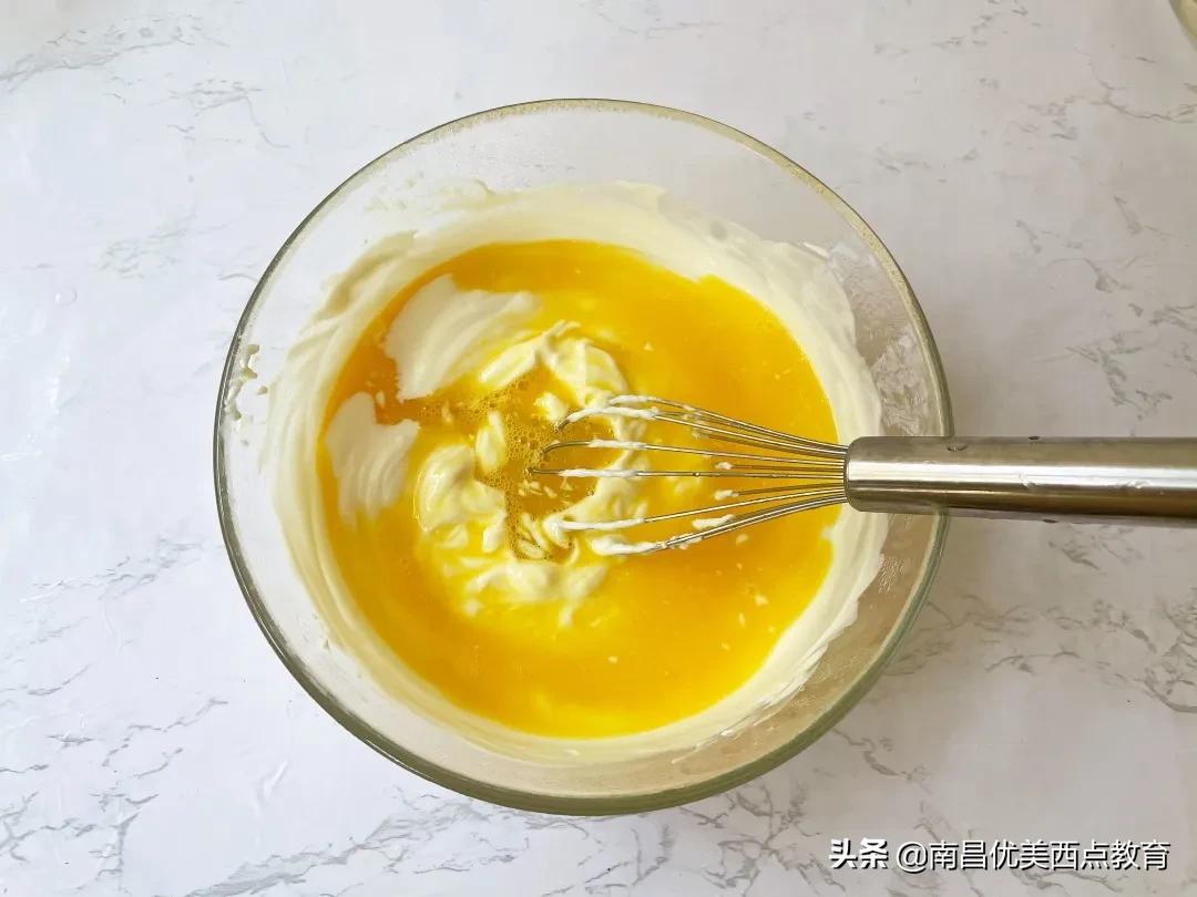 提拉米苏怎样才做到入口即化,零失败入口即化简易版提拉米苏