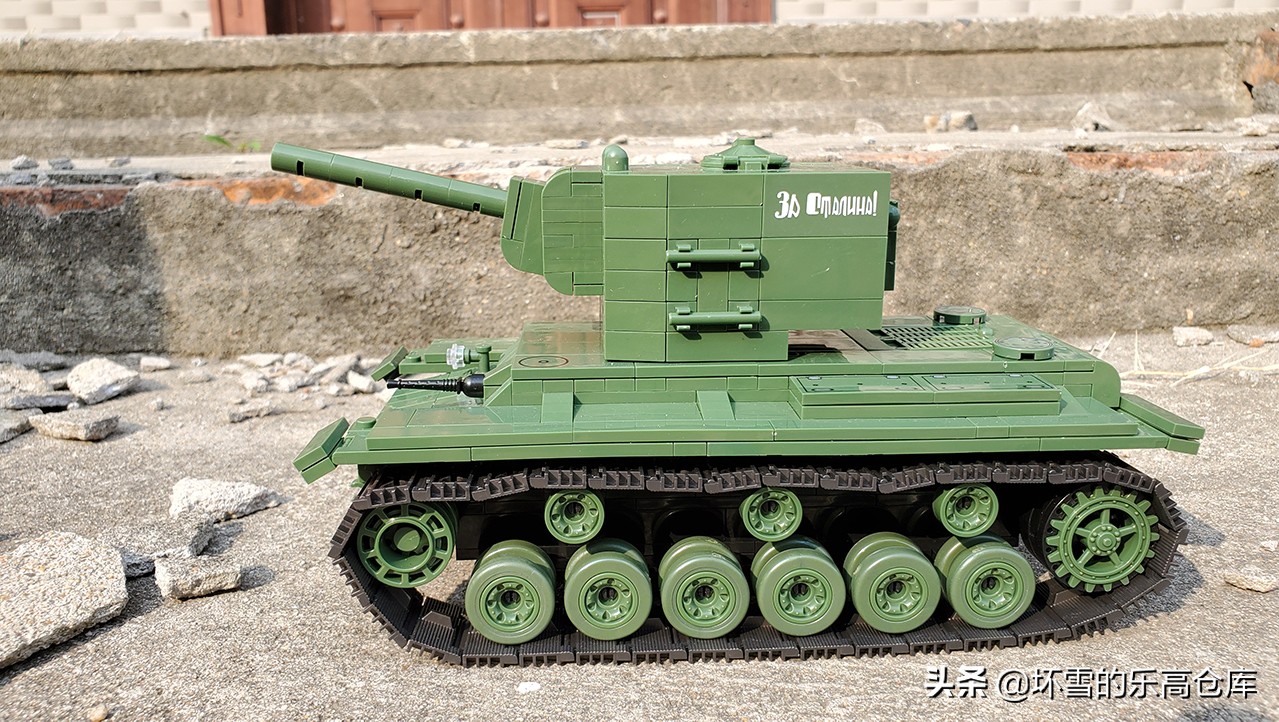 kv2重型坦克高清照片,kv2重型坦克真实视频