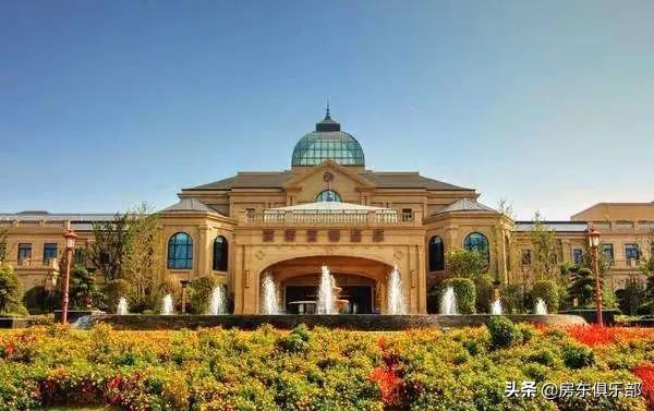 人生夹缝中的城市中产,如何找到自己的小欢喜?