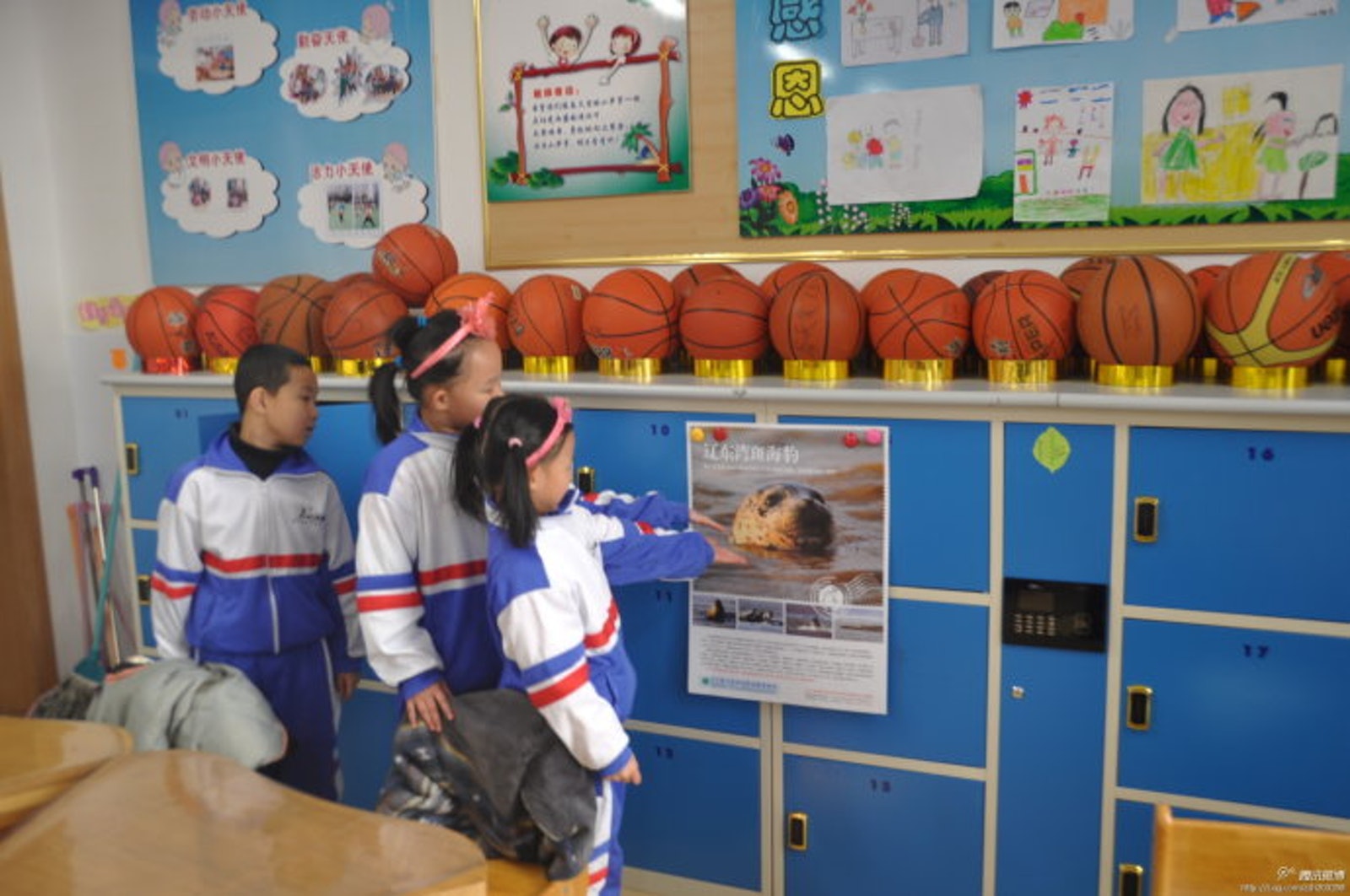 人小鬼大吃零食,人小鬼大零食好吗