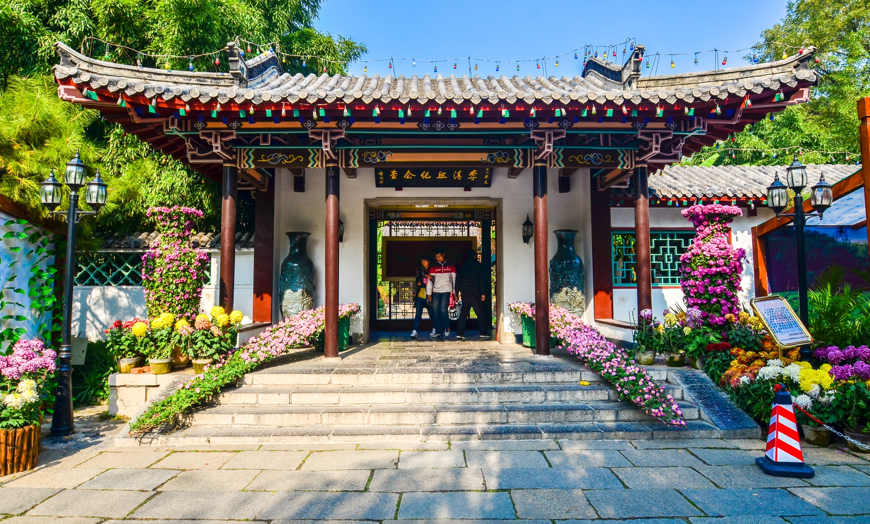 趵突泉诗赵孟頫创作背景,赵孟頫的趵突泉诗