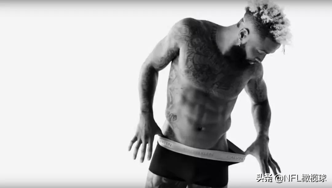 戴上我1400万的手表，该上场了