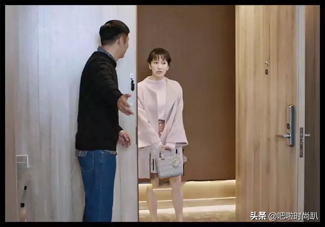 苏明成把钱都给了苏大强,苏明成2年回国是否跟朱丽复婚