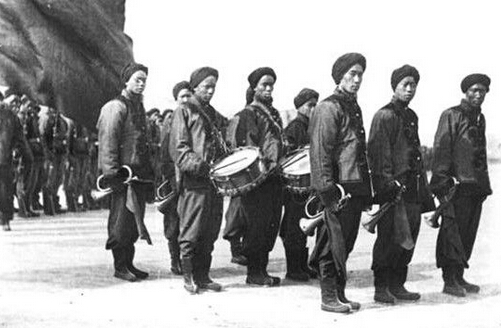 各国军鞋实力对比 (中国军鞋的进化历程)