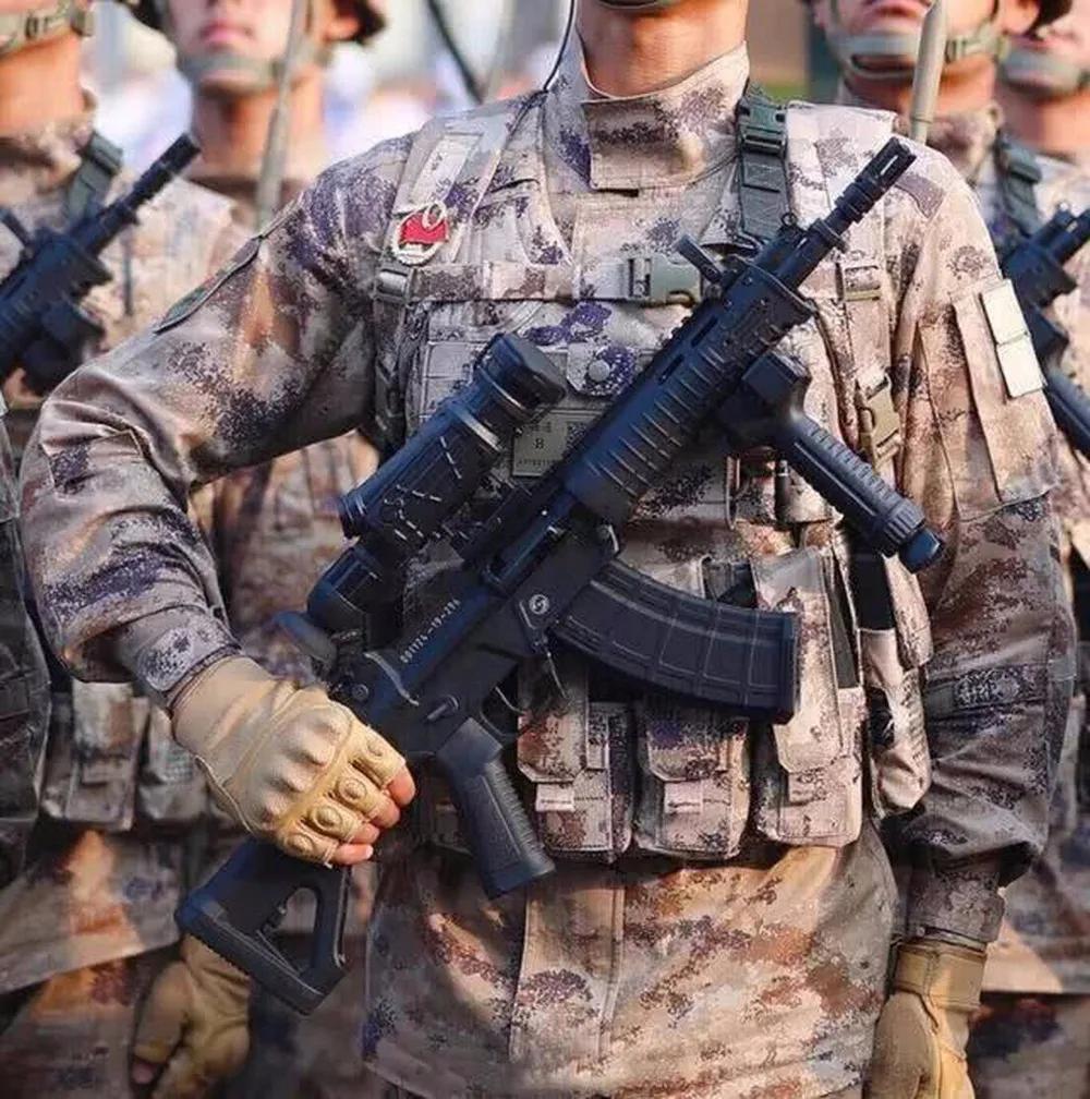 中国最新步枪和外国新步枪对比,nar步枪与国产新步枪