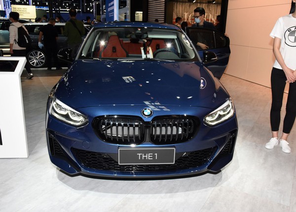 三缸宝马1系值不值得买,宝马1系118运动版1.5t三缸机