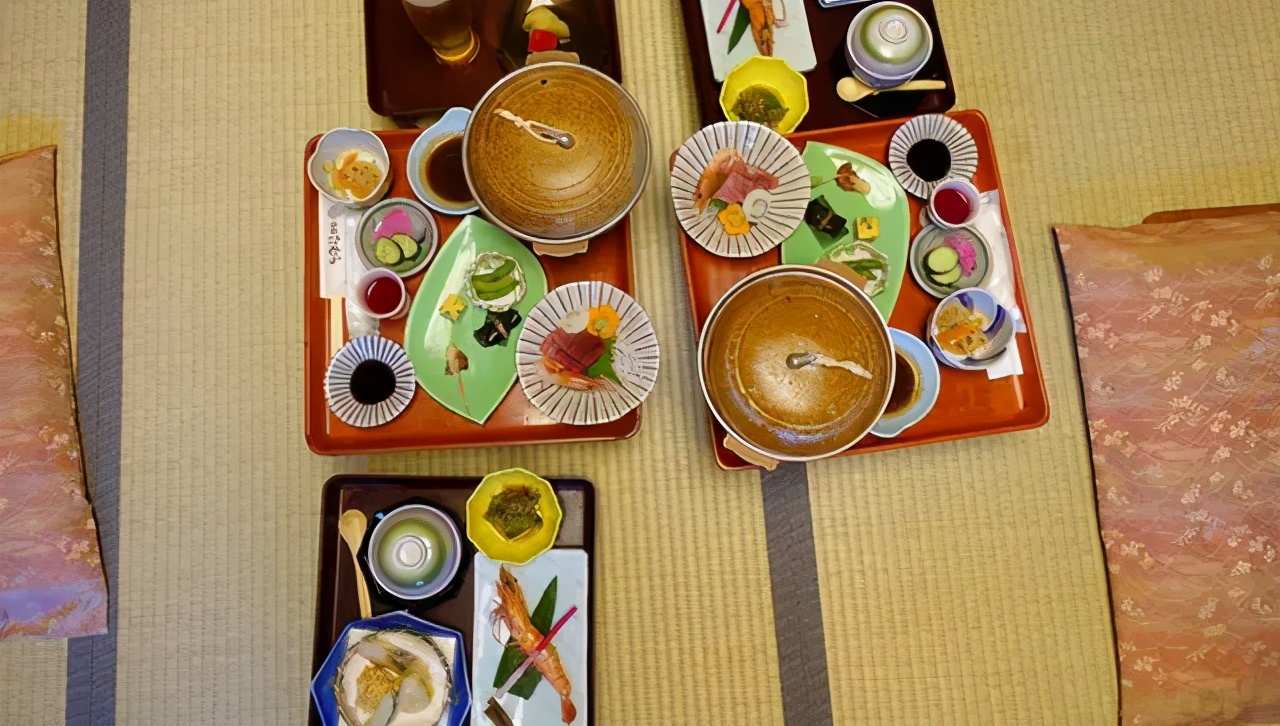 连云港温泉和日本温泉,这里的温泉美如画