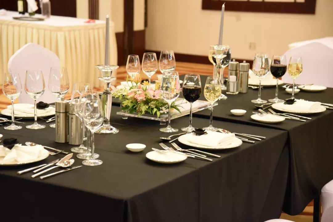 芙蓉华天大酒店长沙,芙蓉区华天大酒店怎么样