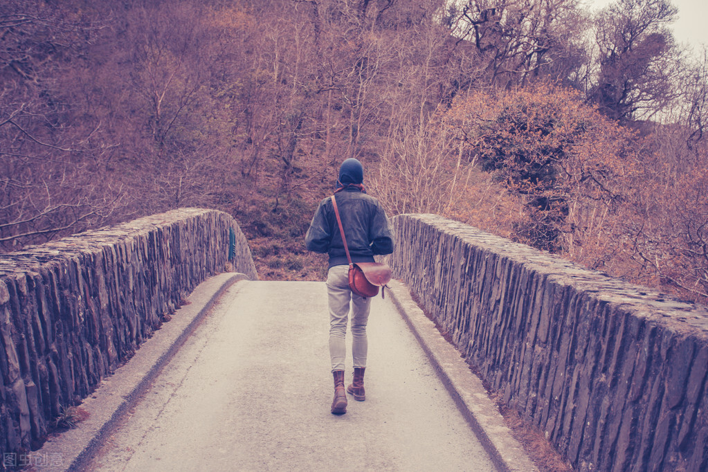 聊天聊到没话题那才是真正的开始,聊天没话题情商低