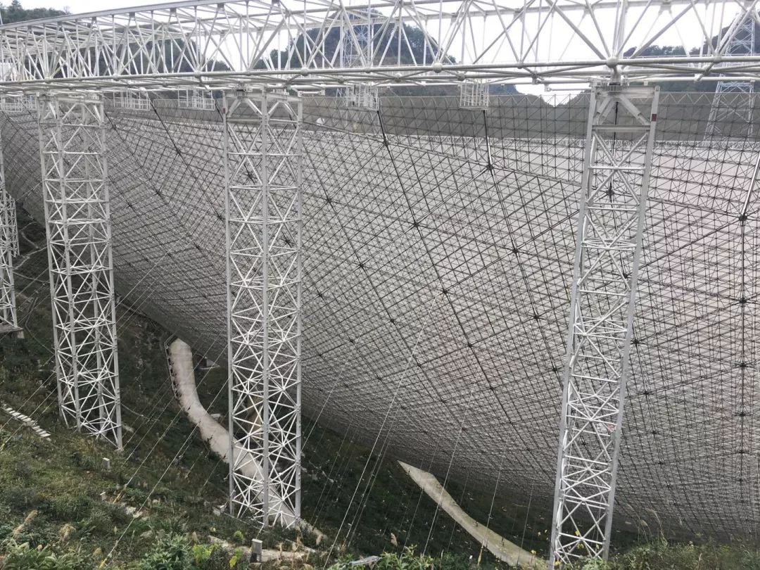 中国天眼遇到暴雨如何排水,天眼碰到暴雨视频