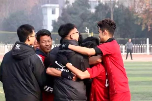 八连胜男足,陕西足球8冠王