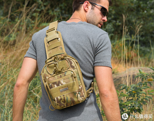 “钢铁直男”也应该拥有一个好看的包，10款百元男包推荐