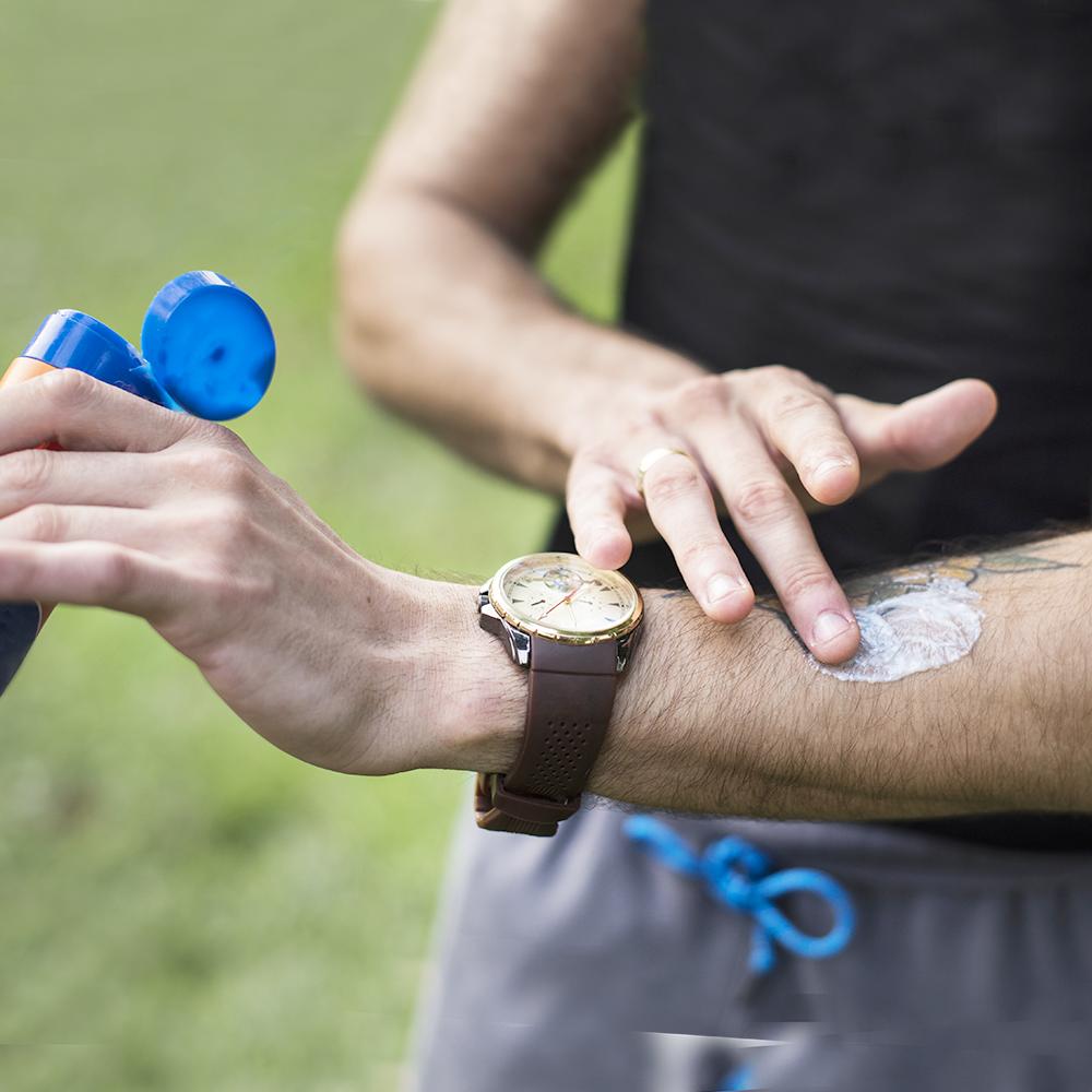防止晒伤的有效方法,治疗晒伤小窍门擦什么药