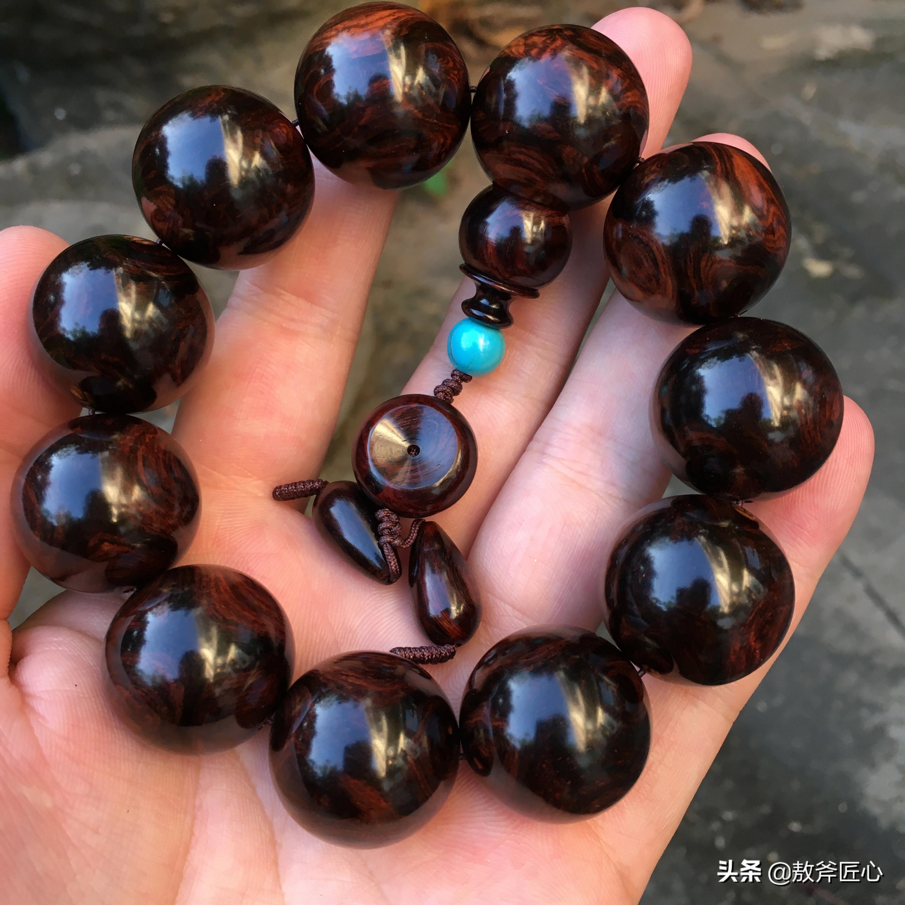 黄花梨鉴别真假只需3秒,海南黄花梨用酒精泡咋分真假