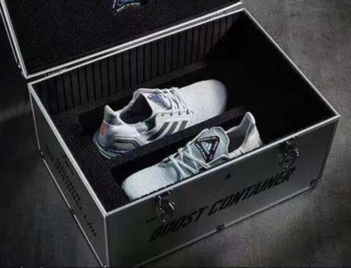 aj11红标大魔王新鞋,火云鞋神完整版