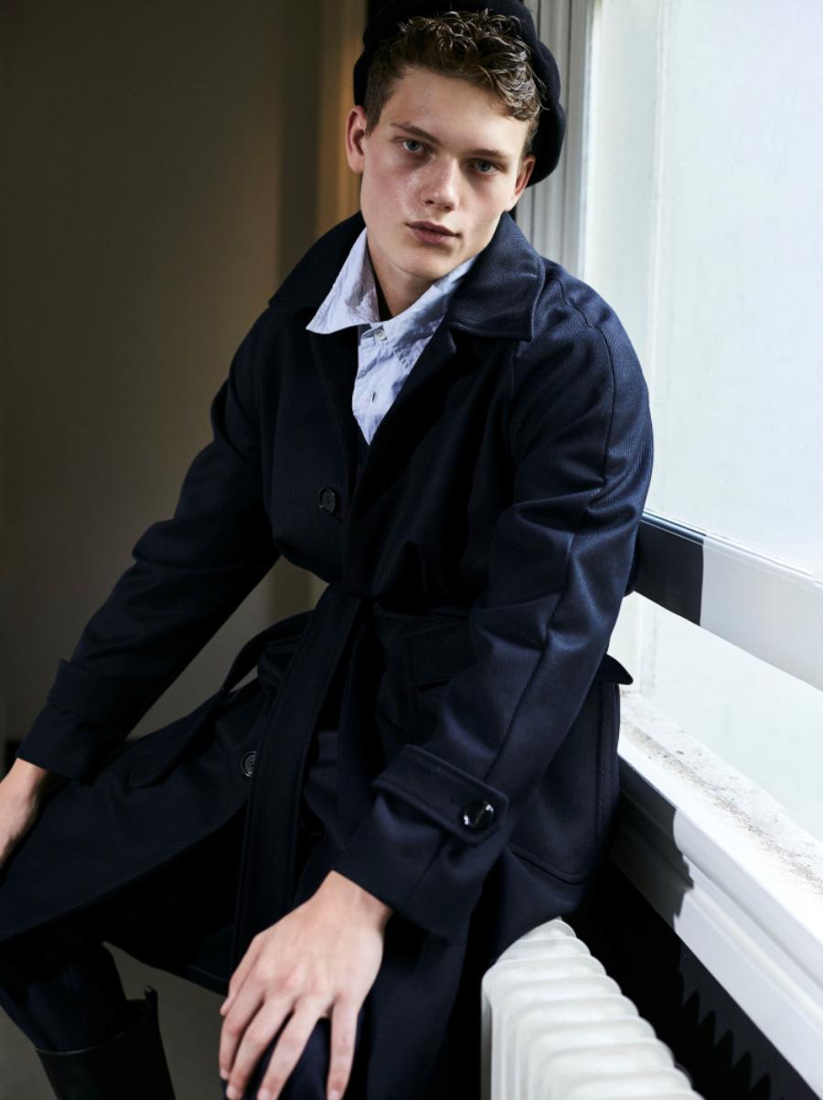 阿玛尼最新时装,男模特走秀阿玛尼