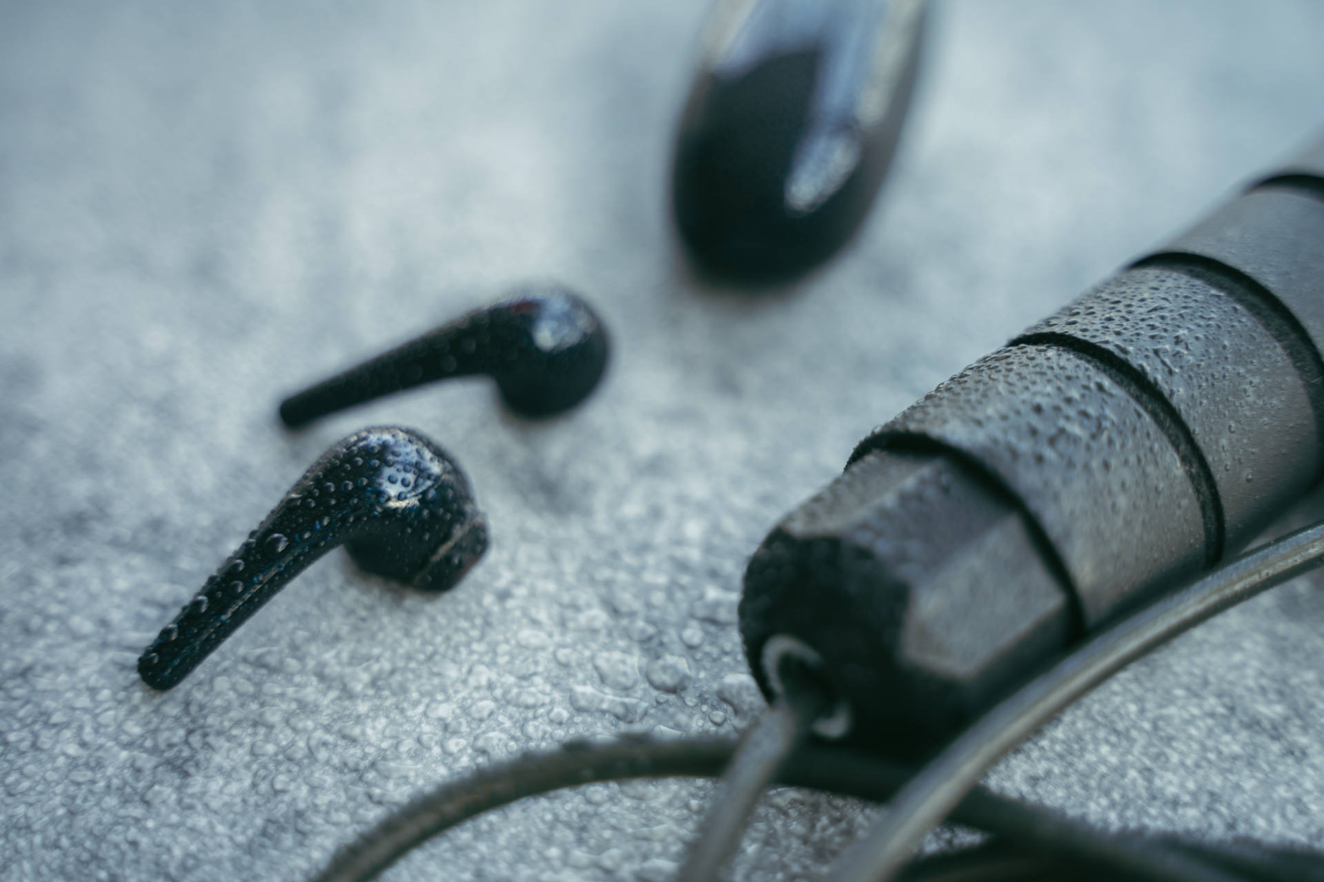 用了好几年的耳机,用了那么多耳机为什么总是坏