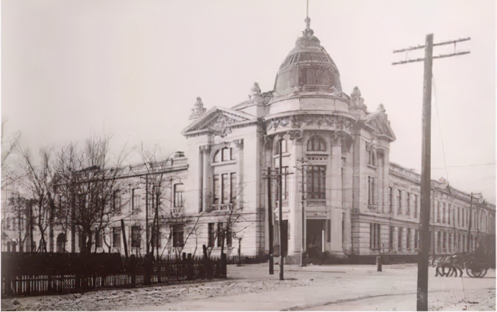 芬芳过往、岁月静好：品读哈尔滨最美的五所小学