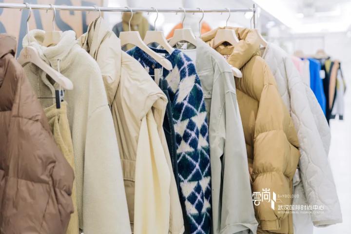 冬装陈列颜色搭配技巧,每周好店