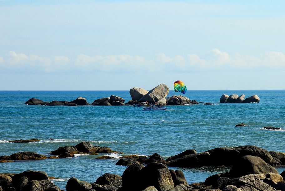 天涯海角游览区中的浪漫天涯,天涯海角旅游区评价