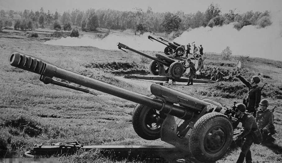 17岁女孩上山劝日本投降,17岁的中国姑娘上山劝降