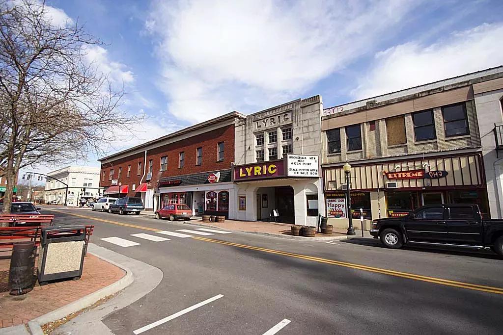 孩子去美国留学，排名前十的美国大学城你知道吗？