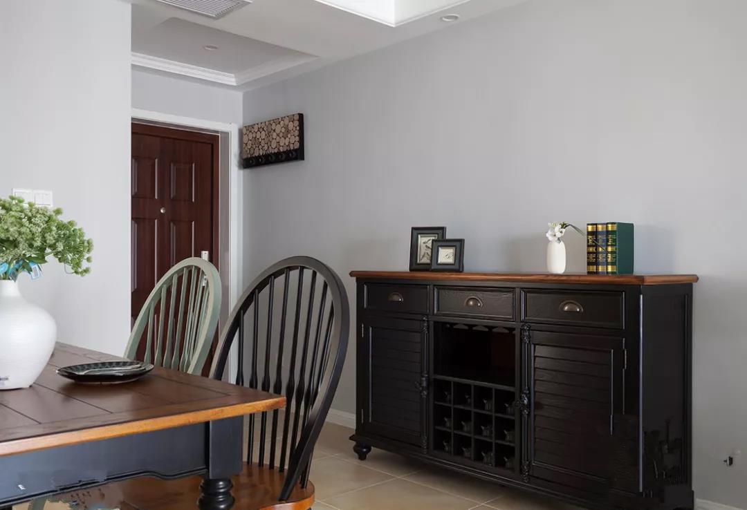 进门就是厅没有地方做鞋柜怎么办,入户门一通到底的户型如何做玄关