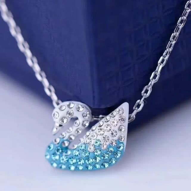 为什么闲鱼的施华洛世奇那么便宜 (为什么闲鱼上施华洛世奇那么便宜)