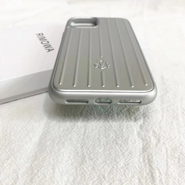 可以做手机壳的图片,可以做背卡的透明手机壳