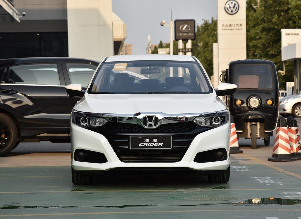 本田空间大的车轿车10到15万,本田凌派2022款180豪华版吐槽点