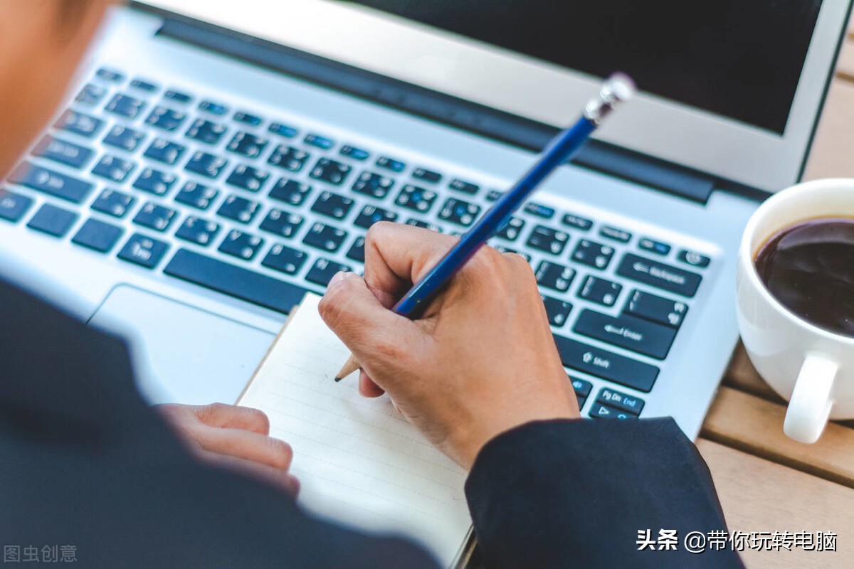 win10关机配置更新怎样关闭,win10正在配置更新100%一直不动