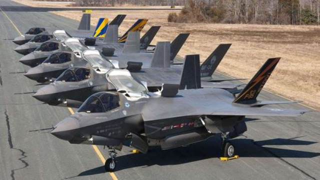 美俄加强军事部署,美俄重返北极战略