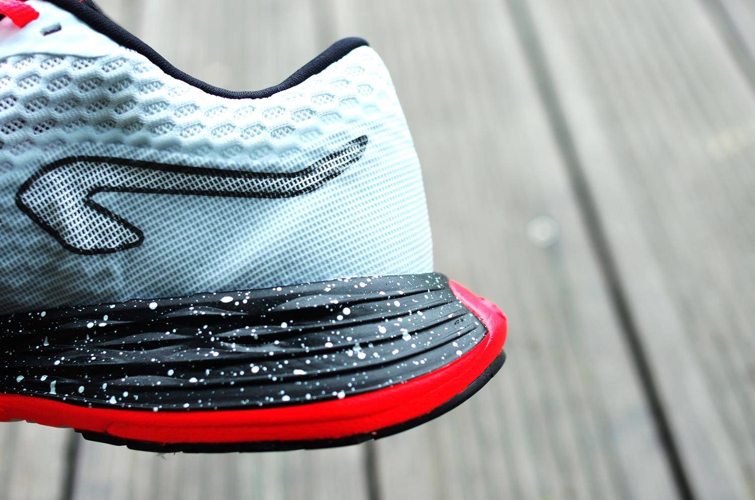 后掌软弹跑鞋,迪卡侬适合扁平足的跑鞋