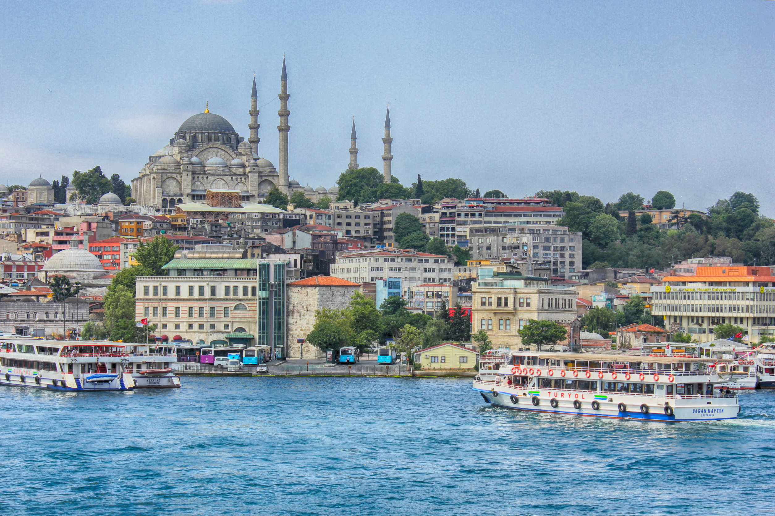 亚洲欧洲北美洲南美洲分界线,亚洲和欧洲的分界线是什么山