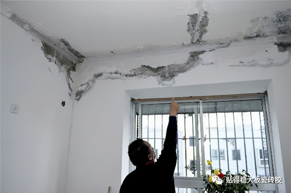 房顶漏水缝隙细小用堵漏王怎么用,装修漏水四周有必要弄堵漏王吗