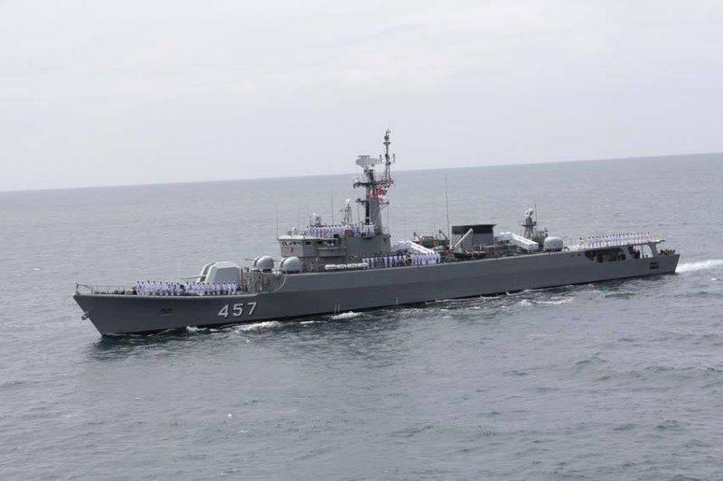 中国舰艇回娘家视频,中国海军军舰出访俄视频