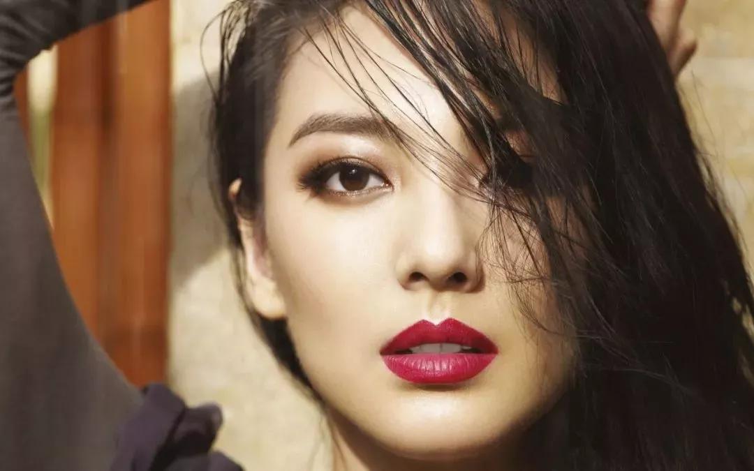 护肤品的正确涂抹方法和步骤,涂护肤品护肤手法的正确步骤