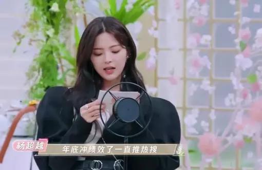 肖战微博粉丝是否减少,肖战微博粉丝数量破2200万是哪天