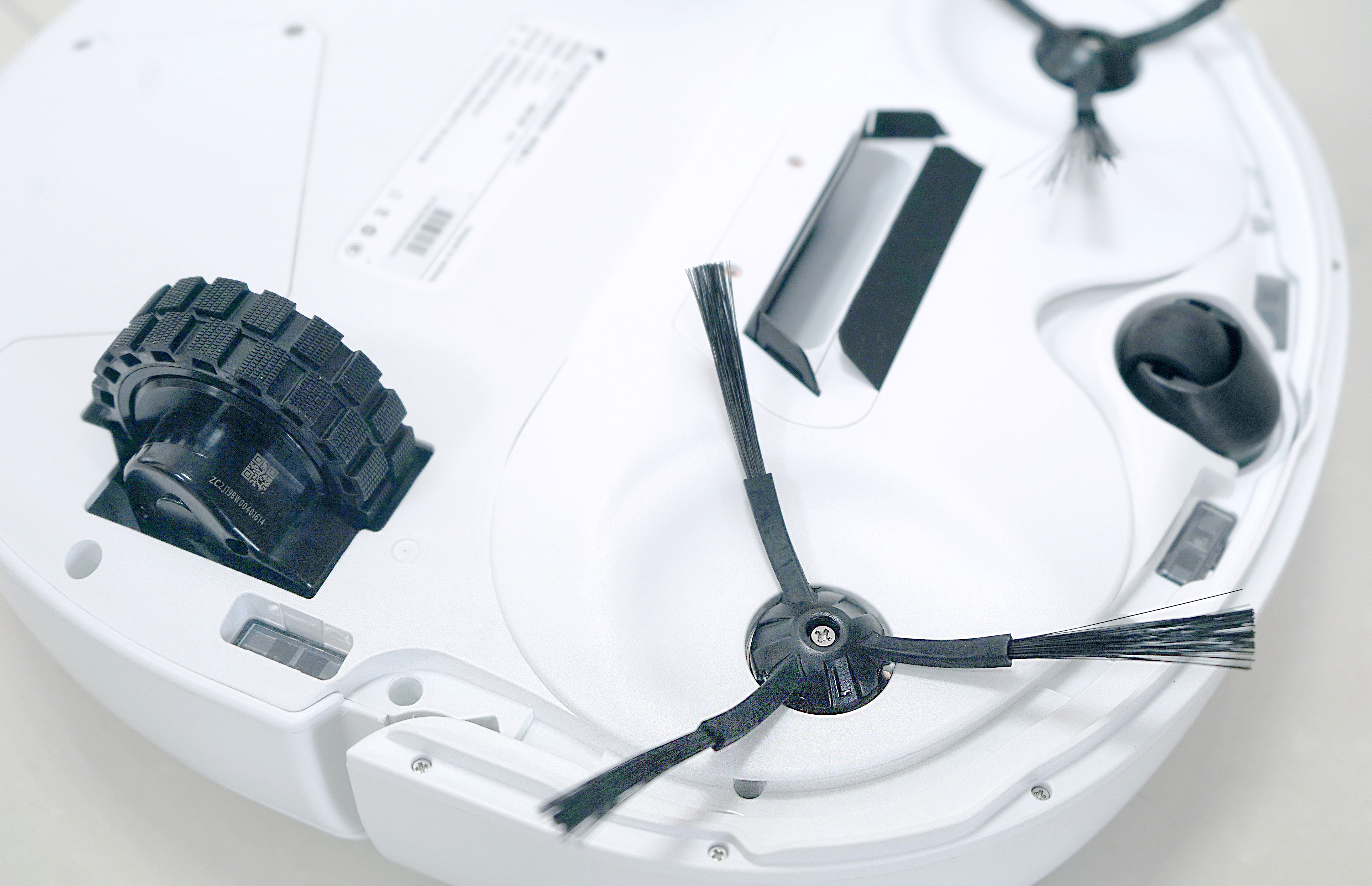 扫地机器人解放劳动力,会扫地的机器人