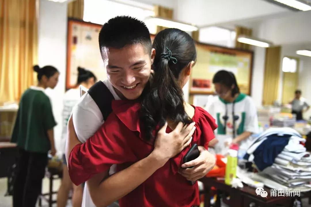 考完试表白的视频,考完试后的表白