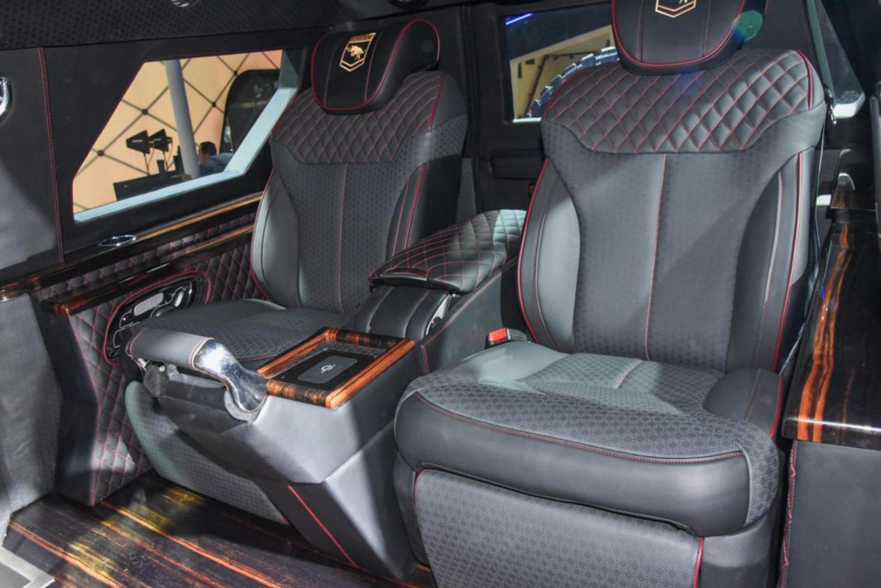 怪兽乔治巴顿越野车,可以越野的乔治巴顿