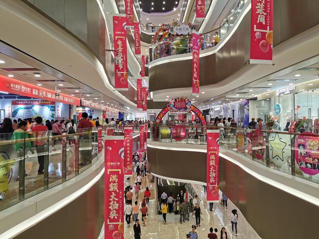 南兴广场服装品牌,南兴广场地产