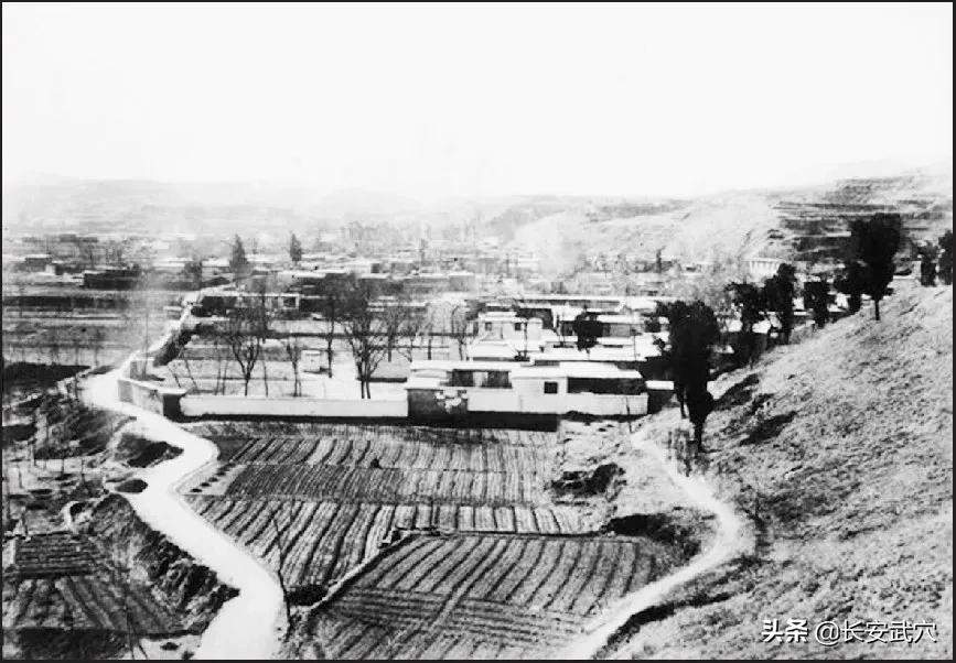 *共中**中央转驻西柏坡的前前后后