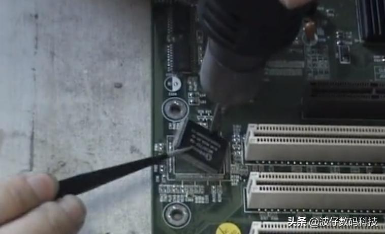 电脑开机出现fanerror就关机,如何解决电脑开机就关机