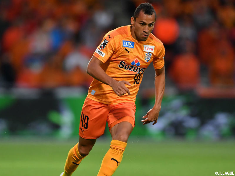 中超转会405万欧元引援,消费降级抄底上海