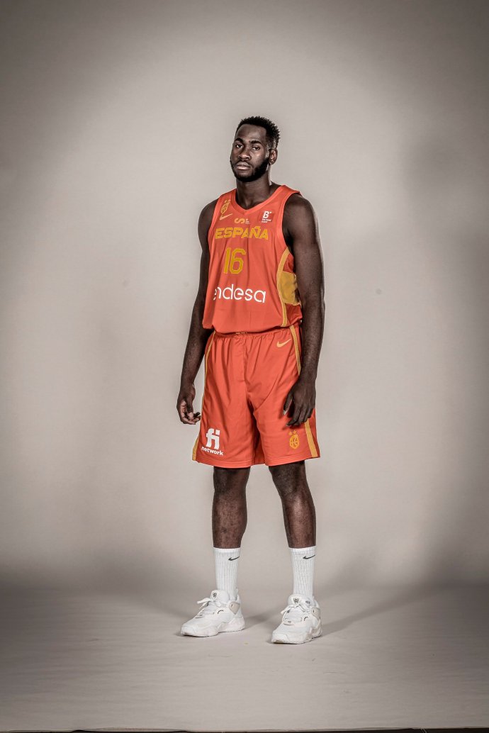 加强版塔克!火箭23号秀的投篮没那么糟糕,防守能力也是一级棒