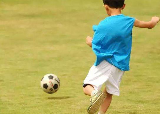 3岁孩子顿顿吃牛肉,三岁孩子体重超过250斤