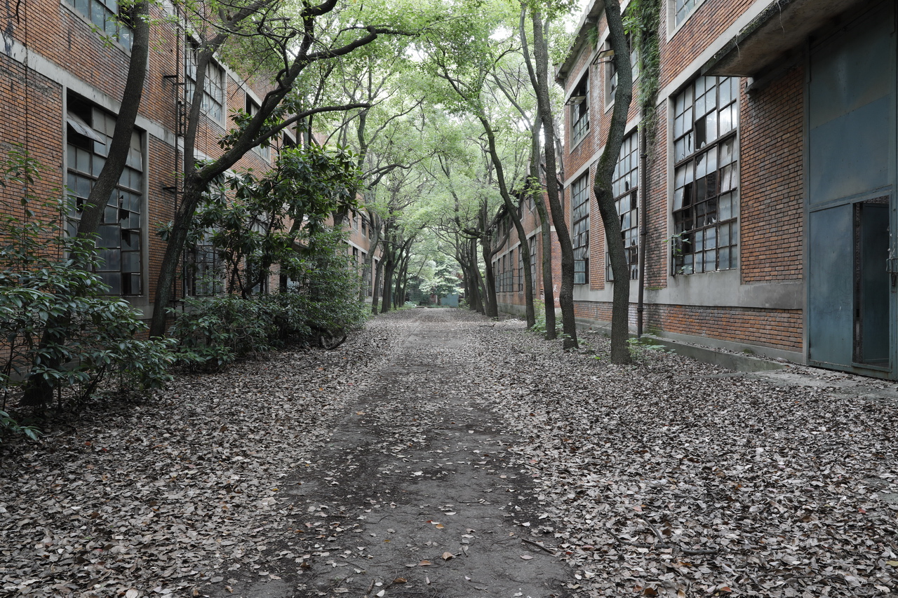 武汉轻型汽车制造厂,武汉特种车制造厂