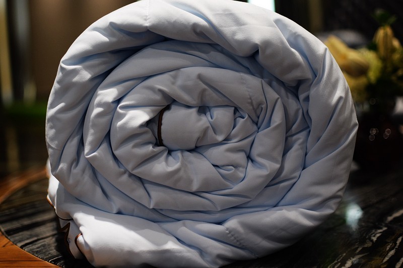 气凝胶复合保温隔热,太空气凝胶超轻柔暖被