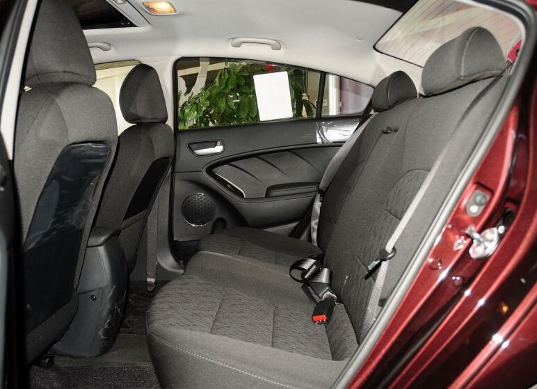 可靠性耐用性最好的轿车,19款起亚k3驾驶感受